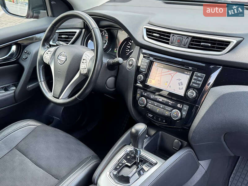 Позашляховик / Кросовер Nissan Qashqai 2016 в Дніпрі