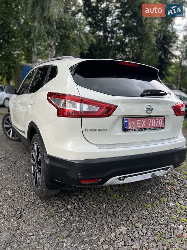 Позашляховик / Кросовер Nissan Qashqai 2015 в Луцьку фото 3 Позашляховик / Кросовер Nissan Qashqai 2015 в Луцьку