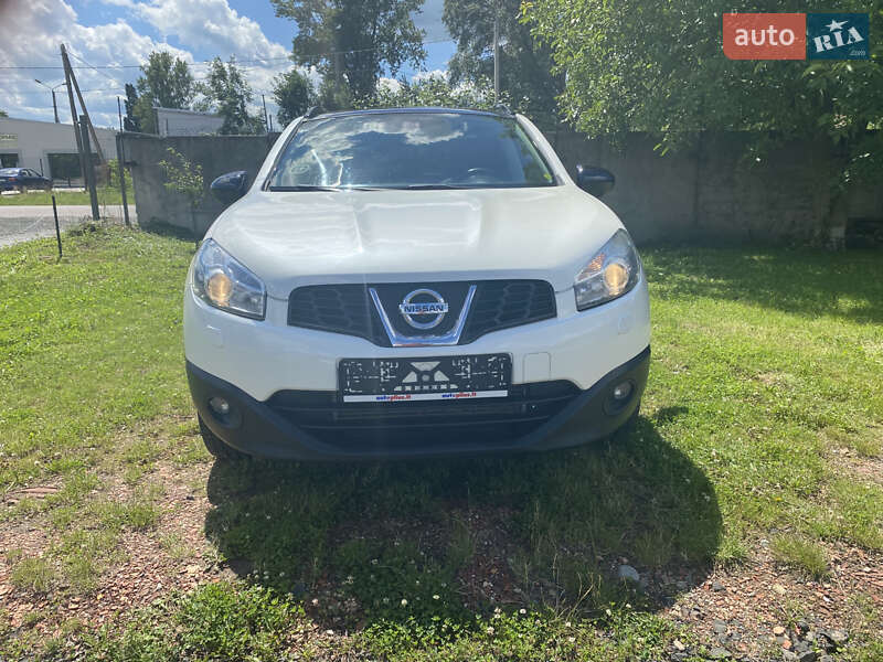 Внедорожник / Кроссовер Nissan Qashqai 2013 в Нововолынске