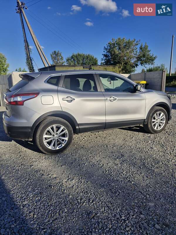 Внедорожник / Кроссовер Nissan Qashqai 2014 в Житомире
