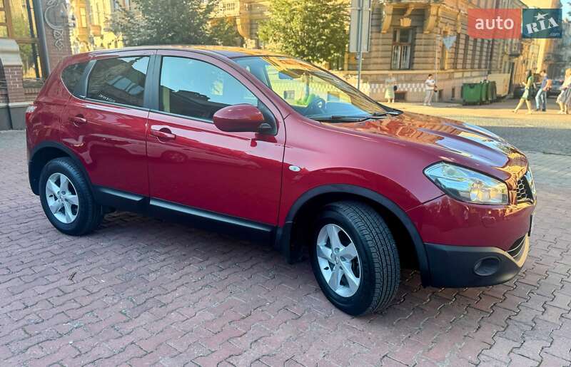 Внедорожник / Кроссовер Nissan Qashqai 2012 в Черновцах