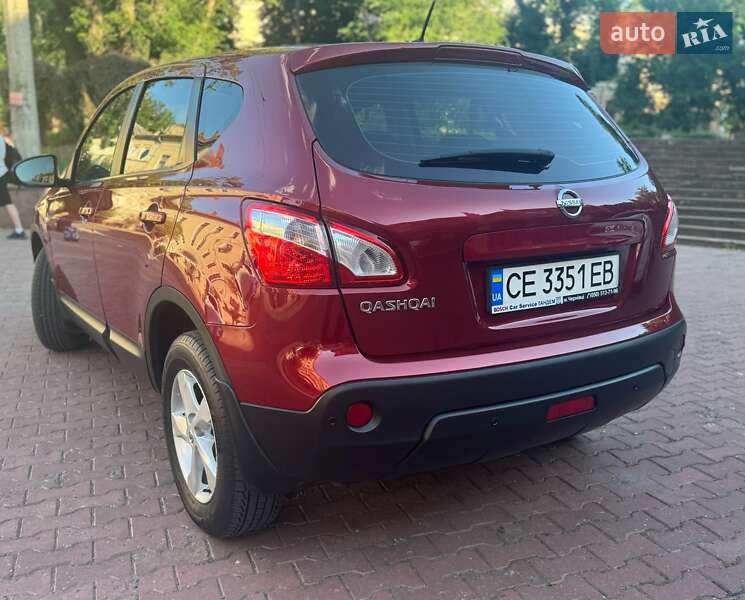 Внедорожник / Кроссовер Nissan Qashqai 2012 в Черновцах