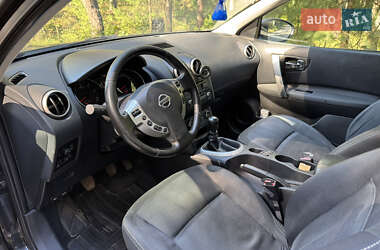 Внедорожник / Кроссовер Nissan Qashqai 2010 в 