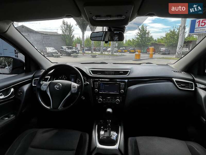 Внедорожник / Кроссовер Nissan Qashqai 2016 в Днепре
