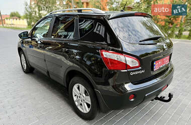 Позашляховик / Кросовер Nissan Qashqai 2010 в 