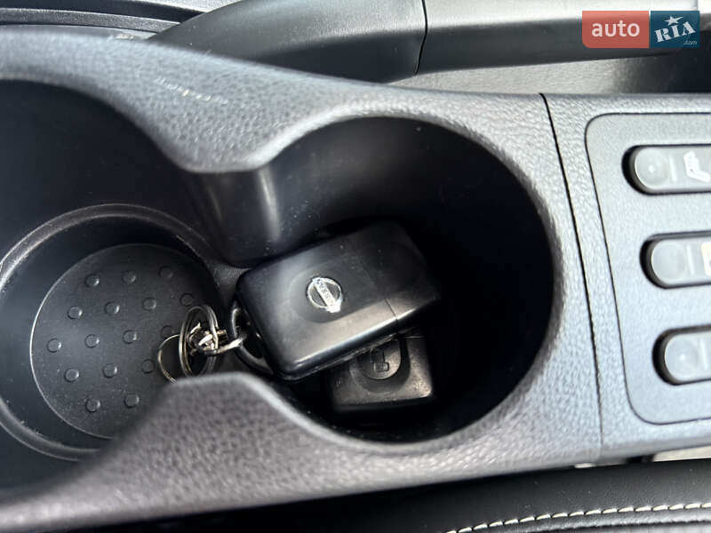 Внедорожник / Кроссовер Nissan Qashqai 2010 в Полтаве