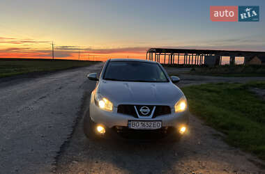 Внедорожник / Кроссовер Nissan Qashqai 2011 в Тернополе