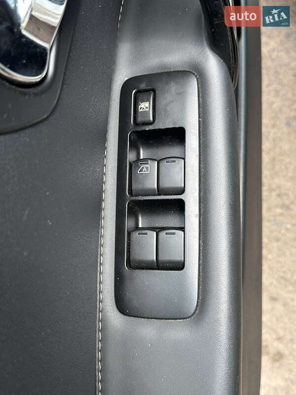 Позашляховик / Кросовер Nissan Qashqai 2013 в Білогородці
