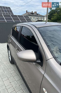 Позашляховик / Кросовер Nissan Qashqai 2011 в 