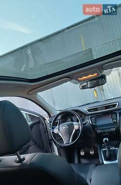 Внедорожник / Кроссовер Nissan Qashqai 2013 в 