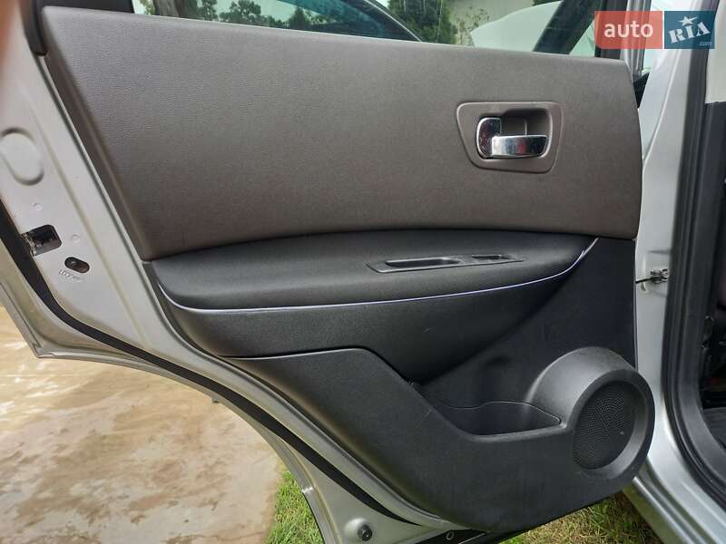 Позашляховик / Кросовер Nissan Qashqai 2008 в Львові фото 15 Позашляховик / Кросовер Nissan Qashqai 2008 в Львові