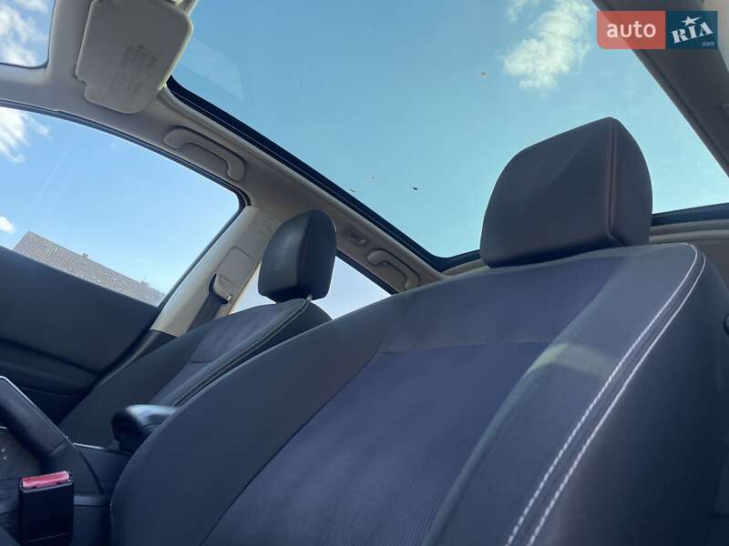 Внедорожник / Кроссовер Nissan Qashqai 2012 в Ивано-Франковске