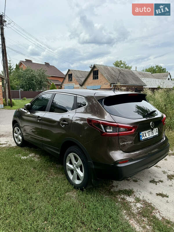 Внедорожник / Кроссовер Nissan Qashqai 2017 в Миргороде