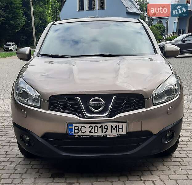 Nissan Qashqai 2012