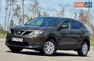Внедорожник / Кроссовер Nissan Qashqai 2016 в Харькове