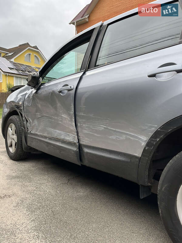 Позашляховик / Кросовер Nissan Qashqai 2012 в Києві фото 6 Позашляховик / Кросовер Nissan Qashqai 2012 в Києві
