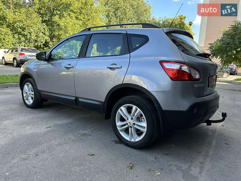 Позашляховик / Кросовер Nissan Qashqai 2012 в Рівному