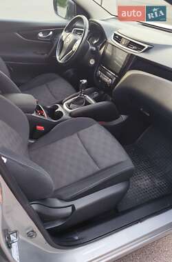 Внедорожник / Кроссовер Nissan Qashqai 2014 в 