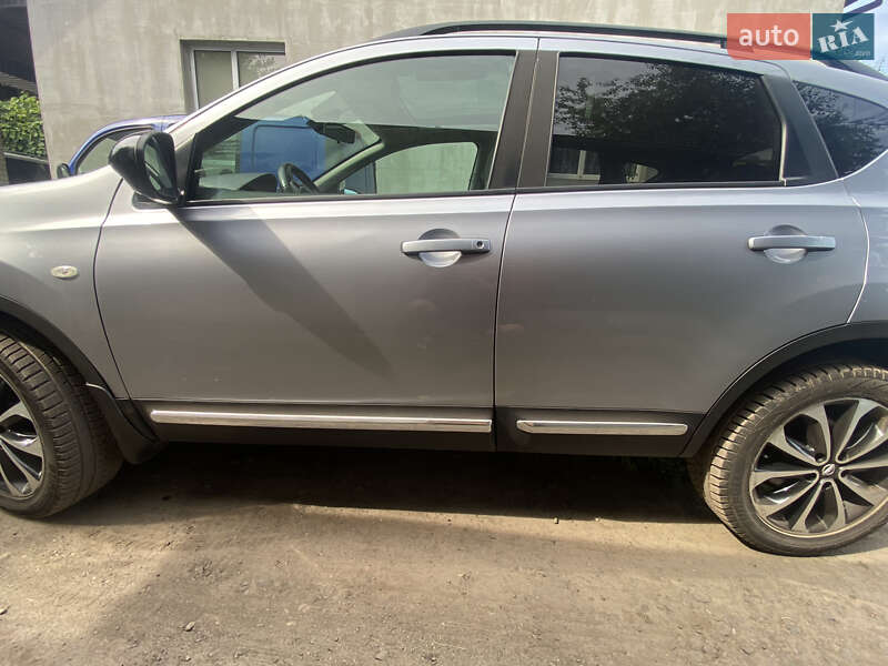 Внедорожник / Кроссовер Nissan Qashqai 2013 в Шептицькому