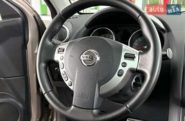 Внедорожник / Кроссовер Nissan Qashqai 2010 в 