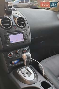 Внедорожник / Кроссовер Nissan Qashqai 2012 в 