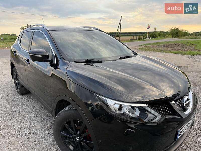 Внедорожник / Кроссовер Nissan Qashqai 2014 в Демидовке