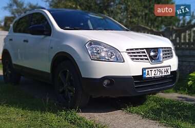 Позашляховик / Кросовер Nissan Qashqai 2009 в Івано-Франківську