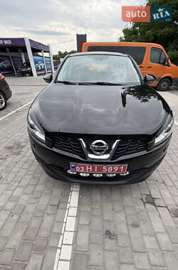 Позашляховик / Кросовер Nissan Qashqai 2011 в Рівному