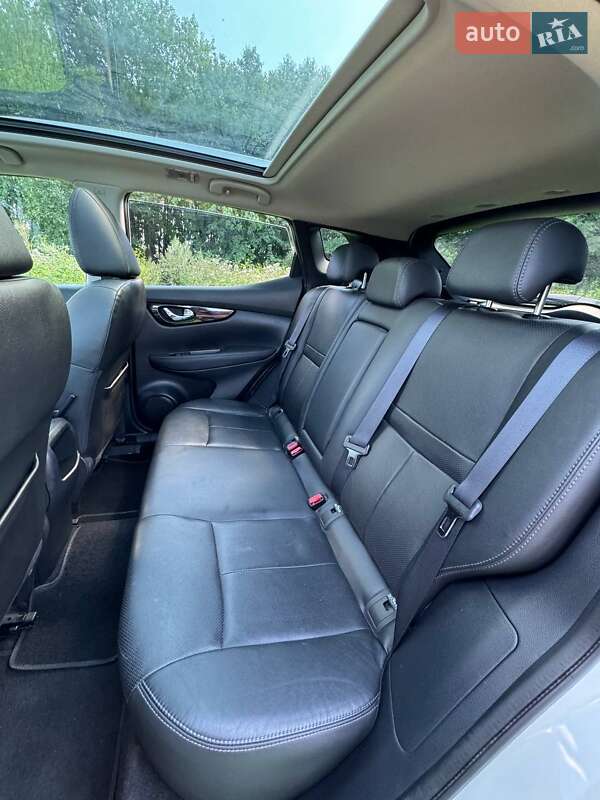 Позашляховик / Кросовер Nissan Qashqai 2015 в Хмельницькому