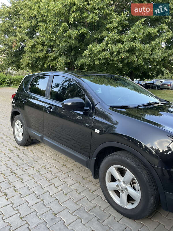 Внедорожник / Кроссовер Nissan Qashqai 2008 в Черновцах
