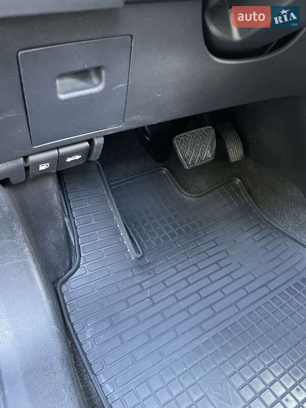 Внедорожник / Кроссовер Nissan Qashqai 2008 в Черновцах