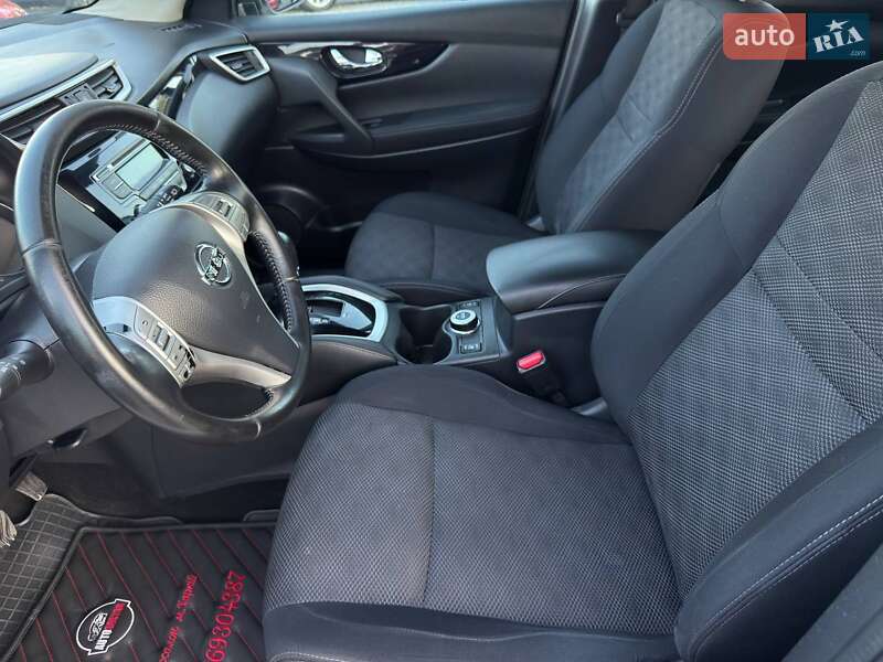 Внедорожник / Кроссовер Nissan Qashqai 2017 в Харькове