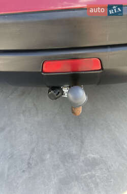 Внедорожник / Кроссовер Nissan Qashqai 2012 в 