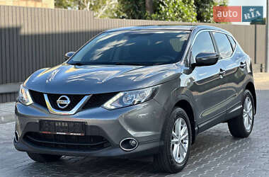 Позашляховик / Кросовер Nissan Qashqai 2017 в 