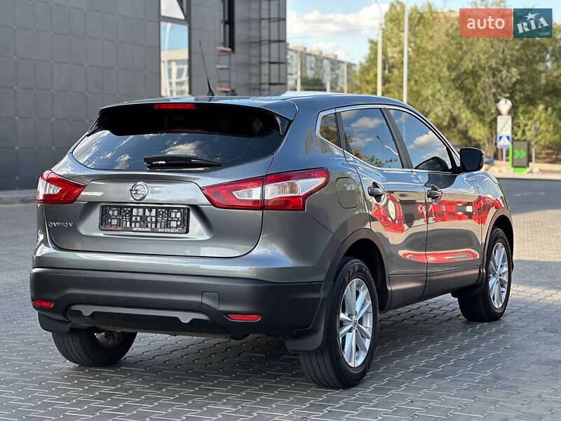 Внедорожник / Кроссовер Nissan Qashqai 2017 в Днепре