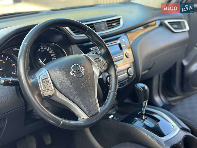 Внедорожник / Кроссовер Nissan Qashqai 2017 в Днепре