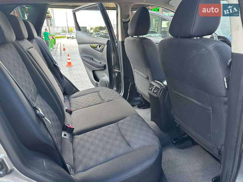 Внедорожник / Кроссовер Nissan Qashqai 2017 в Днепре