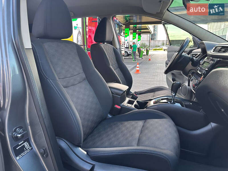 Внедорожник / Кроссовер Nissan Qashqai 2017 в Днепре