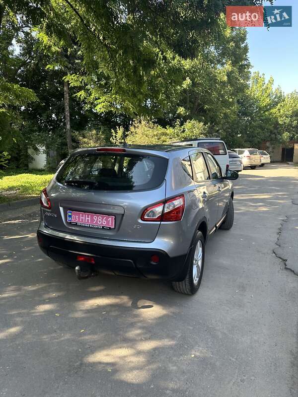Внедорожник / Кроссовер Nissan Qashqai 2011 в Львове