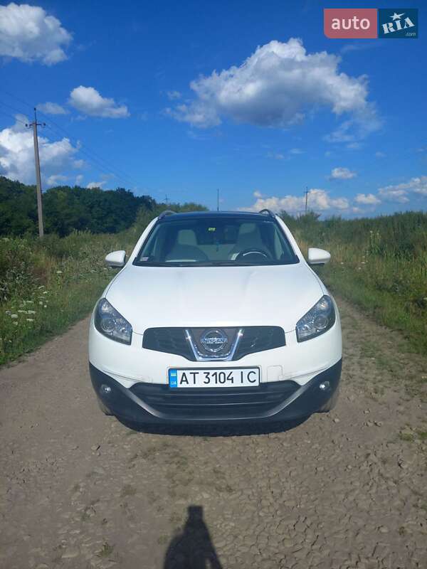 Позашляховик / Кросовер Nissan Qashqai 2012 в Долині фото 11 Позашляховик / Кросовер Nissan Qashqai 2012 в Долині