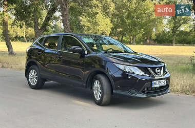 Позашляховик / Кросовер Nissan Qashqai 2017 в Первомайську