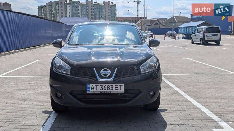 Позашляховик / Кросовер Nissan Qashqai 2010 в Калуші