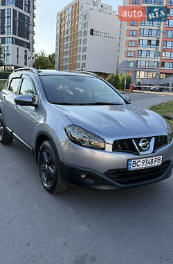 Позашляховик / Кросовер Nissan Qashqai 2012 в Львові
