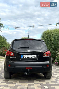 Внедорожник / Кроссовер Nissan Qashqai 2009 в 