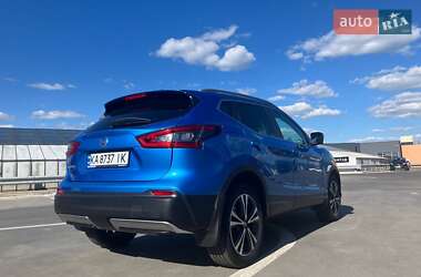 Внедорожник / Кроссовер Nissan Qashqai 2017 в 