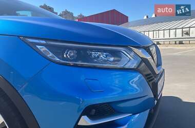 Внедорожник / Кроссовер Nissan Qashqai 2017 в 