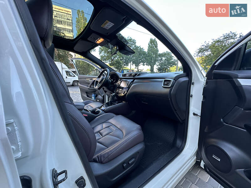 Позашляховик / Кросовер Nissan Qashqai 2017 в Одесі фото 27 Позашляховик / Кросовер Nissan Qashqai 2017 в Одесі