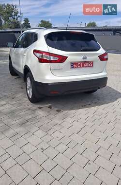 Внедорожник / Кроссовер Nissan Qashqai 2015 в 