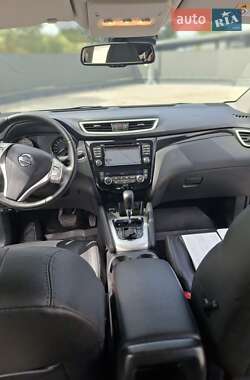Внедорожник / Кроссовер Nissan Qashqai 2015 в 