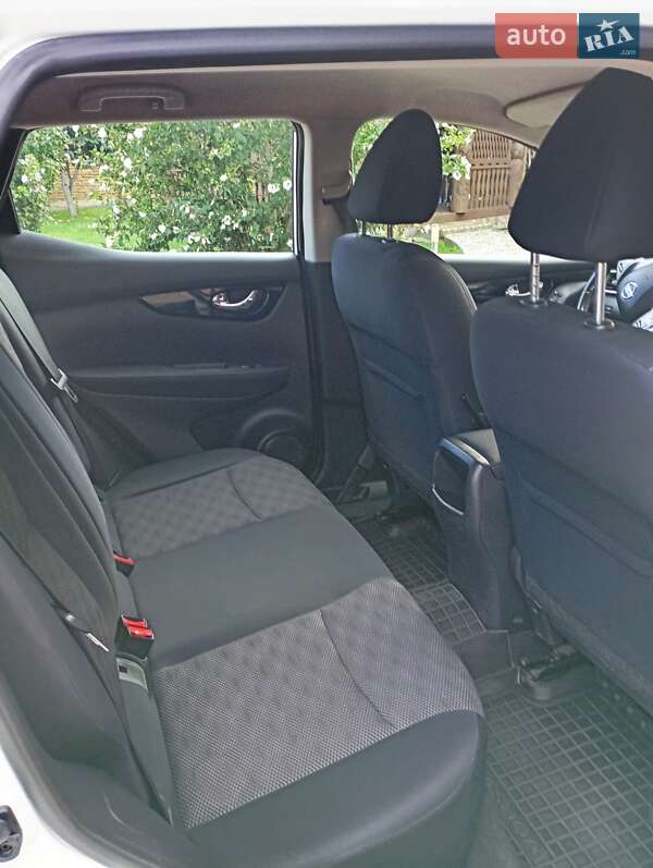 Внедорожник / Кроссовер Nissan Qashqai 2014 в Демидовке